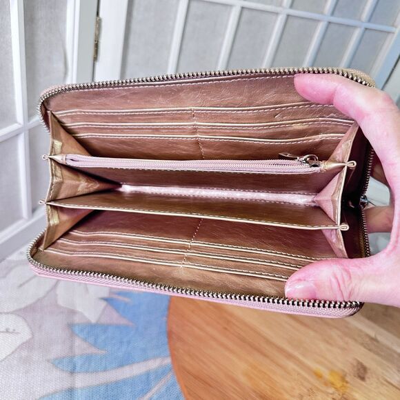 Ann Klein Zip up Leather wallet - Picture 5 of 12